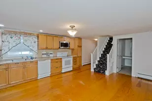 1095 S Grand St, Suffield, CT 06093 - Photo 7