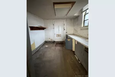 245 Shaw Street #B, New London, CT 06320 - Photo 3