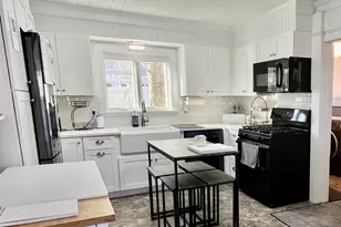 624 Vineyard Point Rd, Guilford, CT 06437 - Photo 7