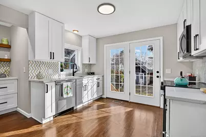 28 Devon Drive, Manchester, CT 06040 - Photo 11