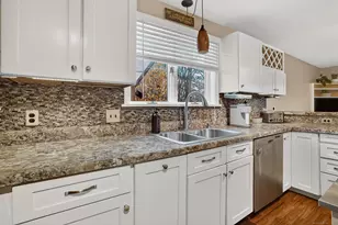 416 Hillcrest Ave, West Springfield, MA 01089 - Photo 5