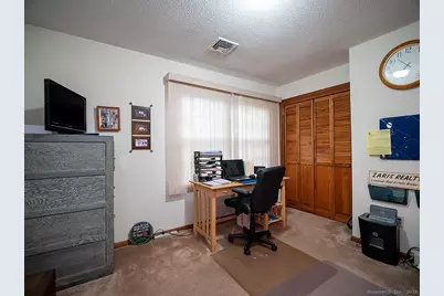 250 Hume Drive, Hamden, CT 06514 - Photo 27