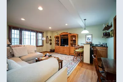 250 Hume Drive, Hamden, CT 06514 - Photo 13