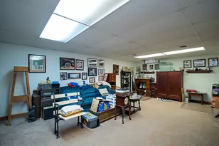 250 Hume Dr, Hamden, CT 06514 - Photo 35