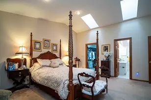 250 Hume Dr, Hamden, CT 06514 - Photo 17