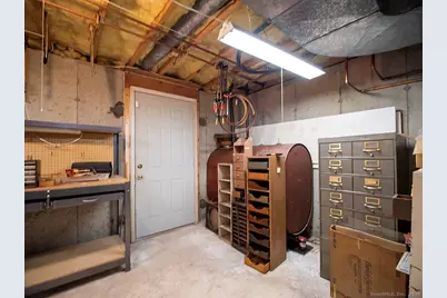 250 Hume Drive, Hamden, CT 06514 - Photo 33