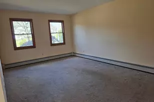 25 Brook Pine Dr, Shelton, CT 06484 - Photo 5