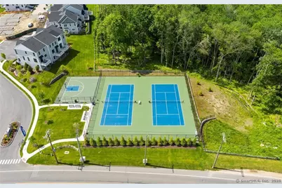 22 Brentwood Circle #22, Danbury, CT 06810 - Photo 25