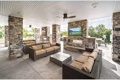 22 Brentwood Circle #22, Danbury, CT 06810 - Photo 39