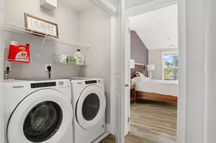 22 Brentwood Cir, Danbury, CT 06810 - Photo 17