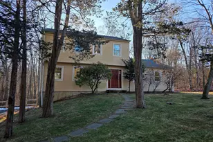 29 Brook Pine Dr, Shelton, CT 06484 - Photo 5