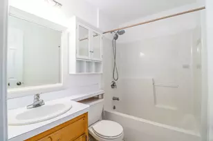 27 Rollingwood Dr, Brookfield, CT 06804 - Photo 13