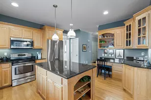 17 Autumn Ln, Glastonbury, CT 06033 - Photo 3