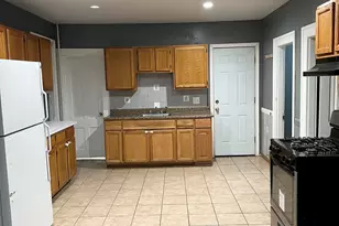 60 S Whitney St, Hartford, CT 06106 - Photo 3