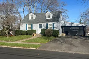 49 Damson Ln, Naugatuck, CT 06770 - Photo 1