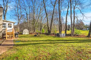 11 Denis Dr, Thompson, CT 06255 - Photo 5