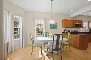 101 Royals Ct, Trumbull, CT 06611 - Photo 7