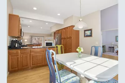 101 Royals Court, Trumbull, CT 06611 - Photo 9