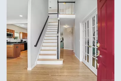 101 Royals Court, Trumbull, CT 06611 - Photo 3