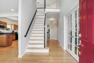 101 Royals Ct, Trumbull, CT 06611 - Photo 3