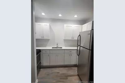 3200 Madison Avenue #D10, Bridgeport, CT 06606 - Photo 5