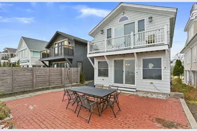 1235 Fairfield Beach Road, Fairfield, CT 06824 - Photo 21