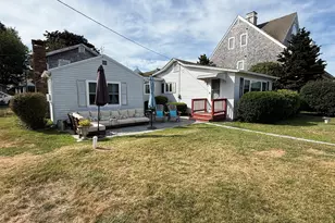 2 Reed Ave, Waterford, CT 06385 - Photo 5