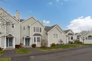 14 St Andrews Cir, Wallingford, CT 06492 - Photo 5