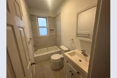 218 Hough Avenue, Bridgeport, CT 06608 - Photo 7