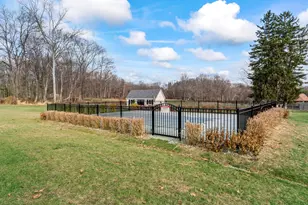 37 Driftway Rd, Danbury, CT 06811 - Photo 5