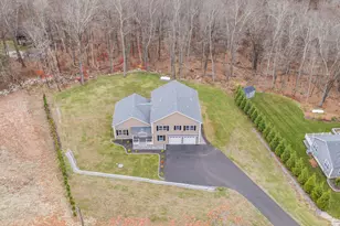 383 Leonard Rd, Middlebury, CT 06762 - Photo 3