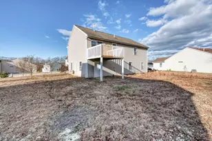 27 Aspen Pl, Windham, CT 06226 - Photo 5