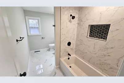 111 Oxbow Drive, Torrington, CT 06790 - Photo 15