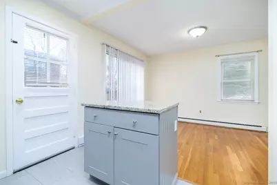 922 Shippan Avenue #1, Stamford, CT 06902 - Photo 9