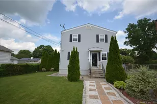 258 Rakoczy Ave, Fairfield, CT 06824 - Photo 1