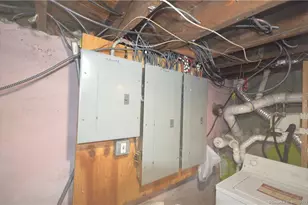 258 Rakoczy Ave, Fairfield, CT 06824 - Photo 17