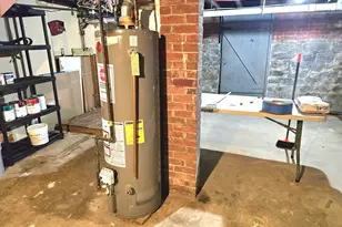 10 Clarkson St, Ansonia, CT 06401 - Photo 29