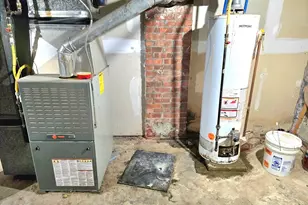 10 Clarkson St, Ansonia, CT 06401 - Photo 15