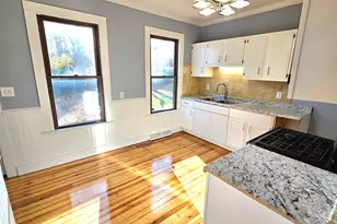 10 Clarkson St, Ansonia, CT 06401 - Photo 3