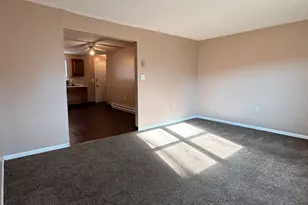 1081 New Haven Rd, Naugatuck, CT 06770 - Photo 5