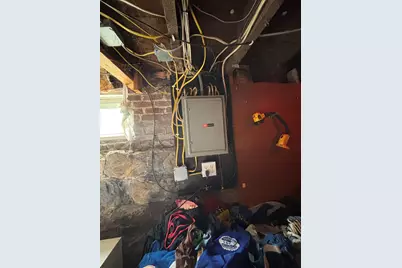 271 Crystal Avenue, New London, CT 06320 - Photo 13