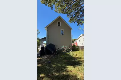 271 Crystal Avenue, New London, CT 06320 - Photo 17