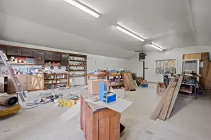 36 Randall Pl, Waterbury, CT 06704 - Photo 35