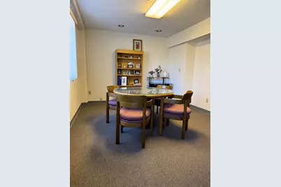 48 Silas Deane Highway #2S, Wethersfield, CT 06109 - Photo 3