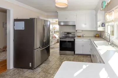 92 Warsaw Street, Deep River, CT 06417 - Photo 9