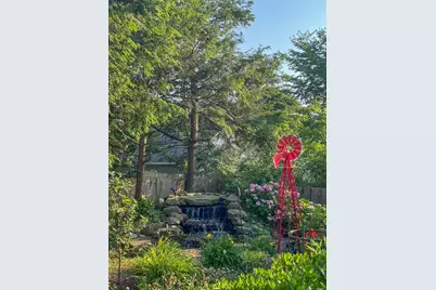 8 Snug Harbor Drive, Danbury, CT 06811 - Photo 23