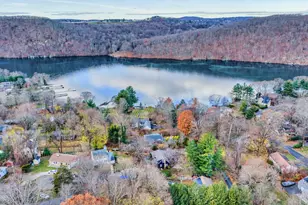 8 Snug Harbor Dr, Danbury, CT 06811 - Photo 27