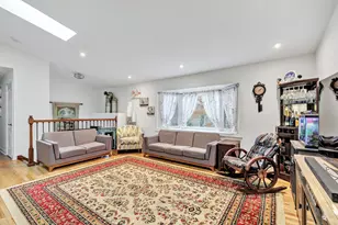 8 Snug Harbor Dr, Danbury, CT 06811 - Photo 5