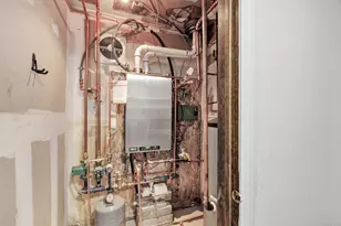 8 Snug Harbor Dr, Danbury, CT 06811 - Photo 19