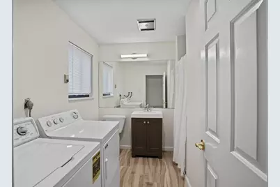 7 River Road #310, Greenwich, CT 06850 - Photo 3